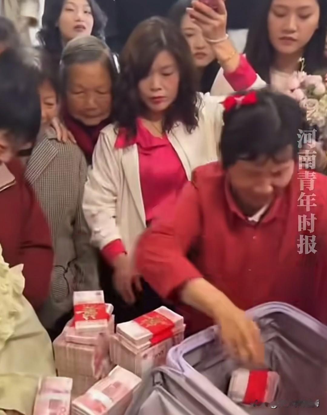 哈哈哈，我女儿卖了这么多钱，好开心。