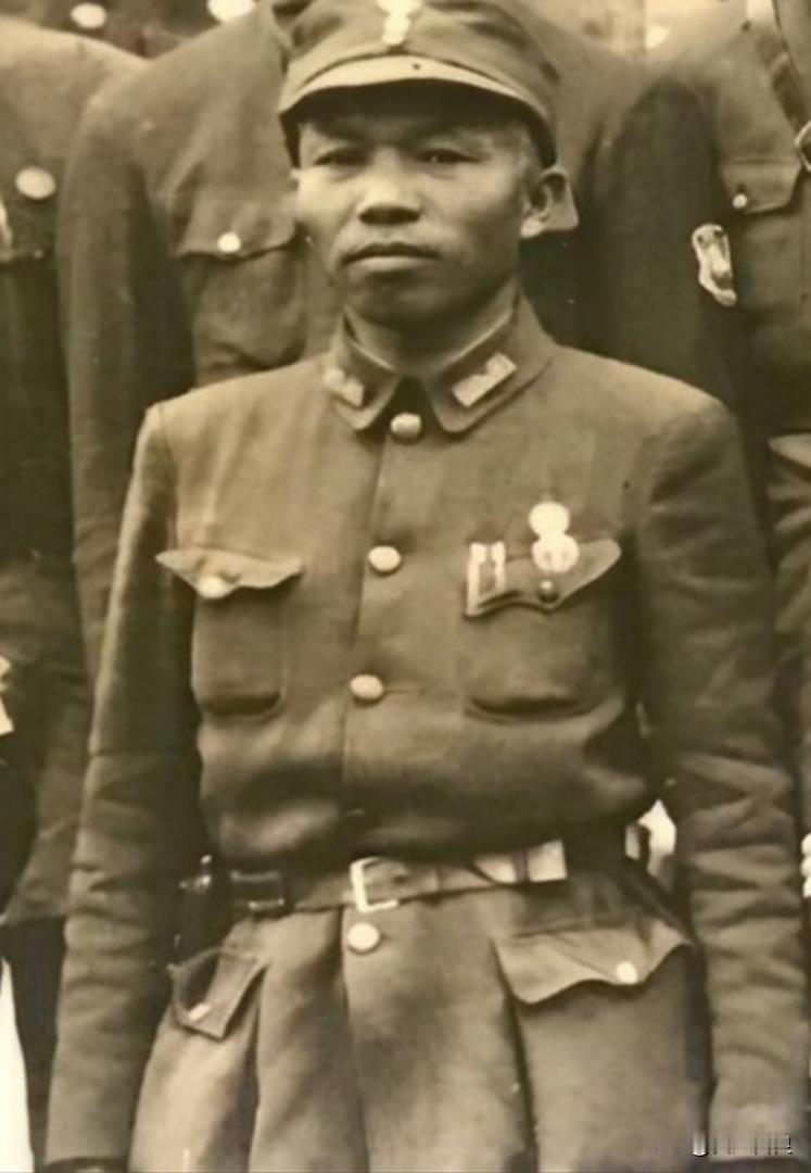 国民革命军66军中将军长叶肇一张罕见照片！

南京保卫战，66军是唯一从正面突围