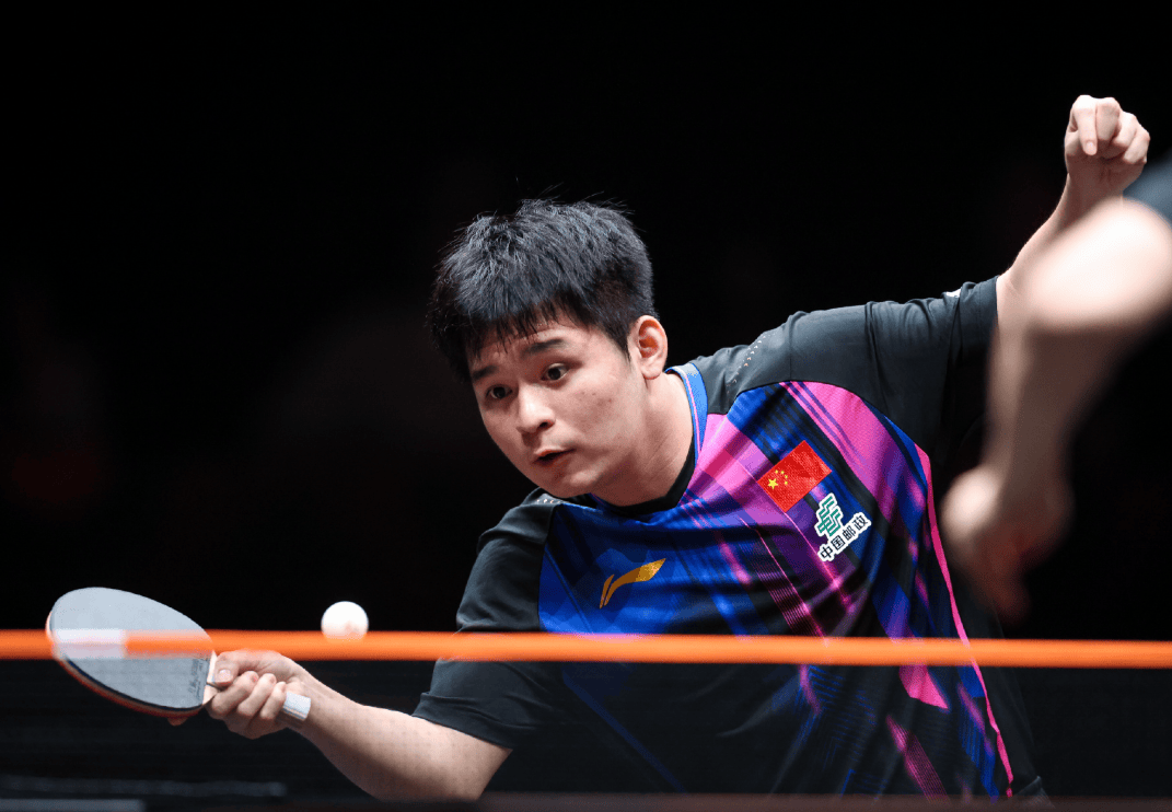 林诗栋3-0横扫科顿，晋级WTT多哈冠军赛男单16强