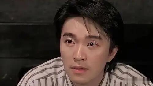 周星驰，在华语电影史上留下了浓墨重彩的一笔，他的名字已然成为了一个独特的文化符号