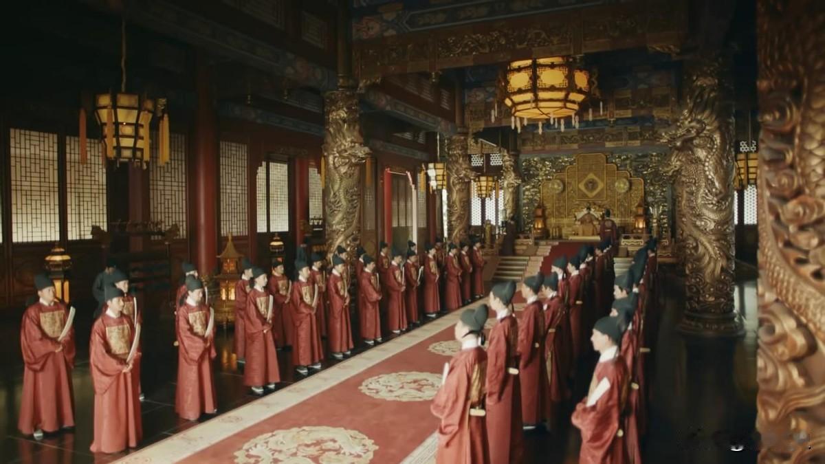 看古装剧总觉得古代大臣上朝是件极体面的事：蟒袍玉带肃立大殿，跟着皇帝共商国是，全