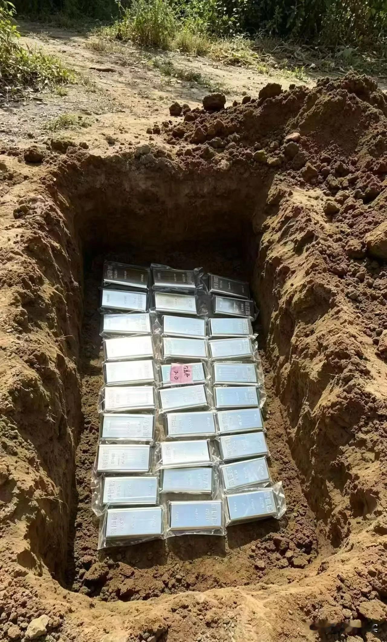 什么时候 100 元一克什么时候开出来！我就不信了！😡