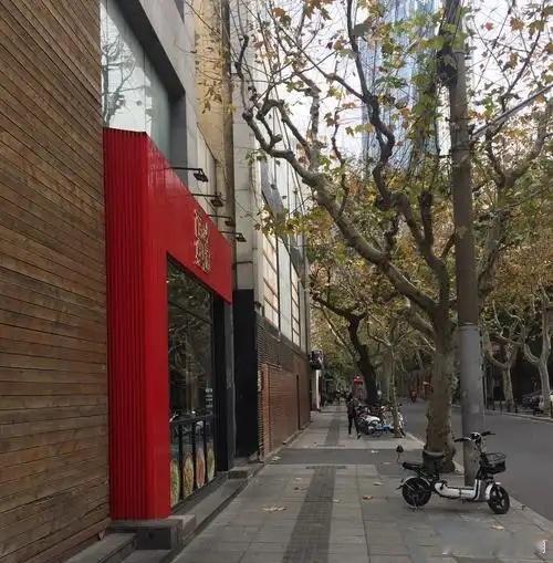 心里话          看透人心之后的选择：不是远离，而是带着理解保持距离。 