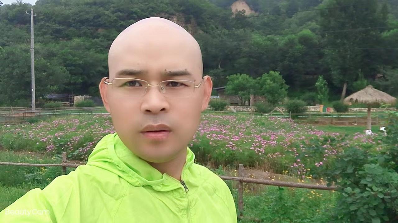 千行万业，没有了健康就是彻底的失业，不要在赚钱路上把健康给弄丢了，而是要在健康的