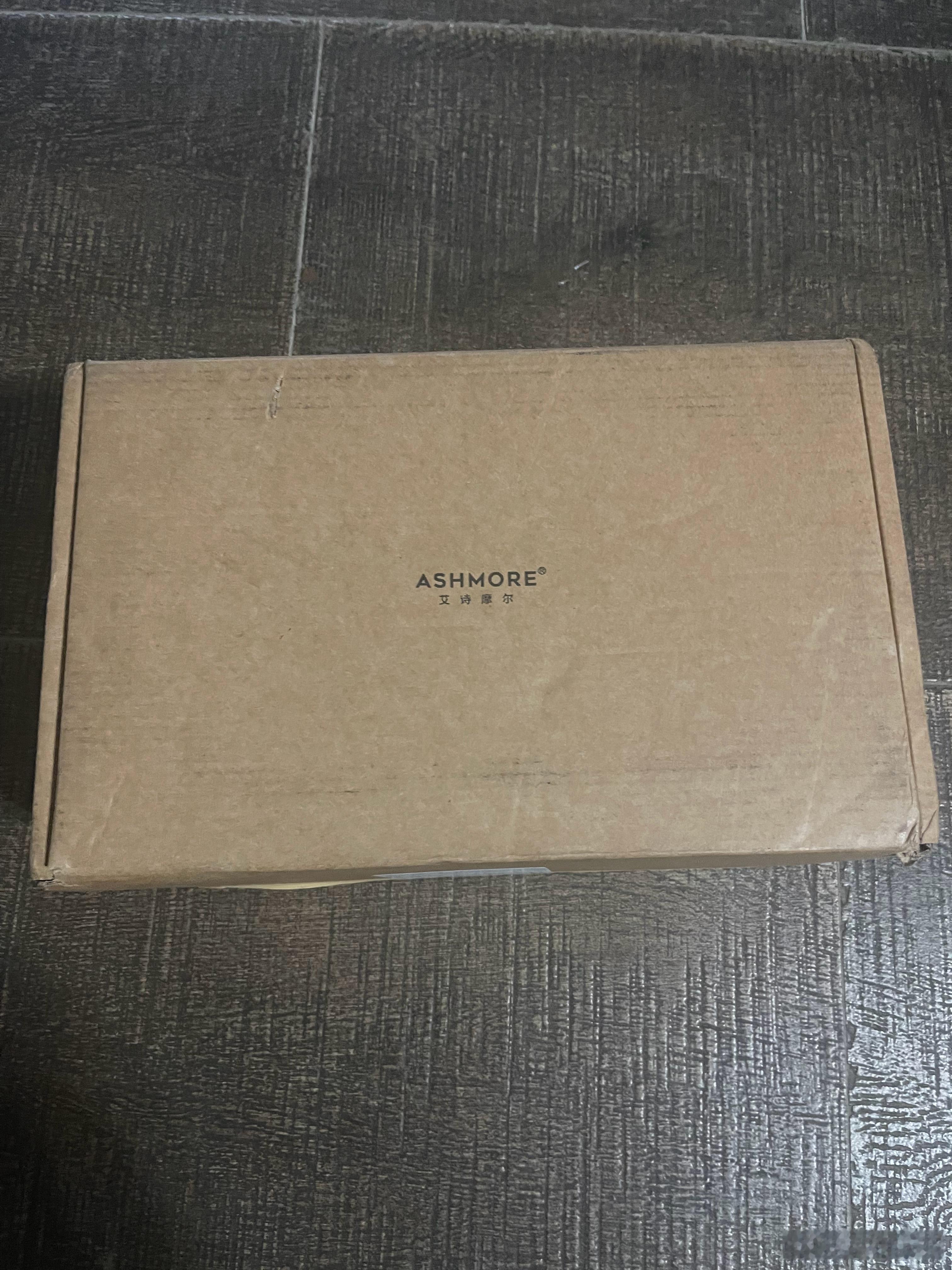 2000多买了个梳子，等琳达回家来拍个开箱视频[笑cry]闲姐的生活碎片 ​​​