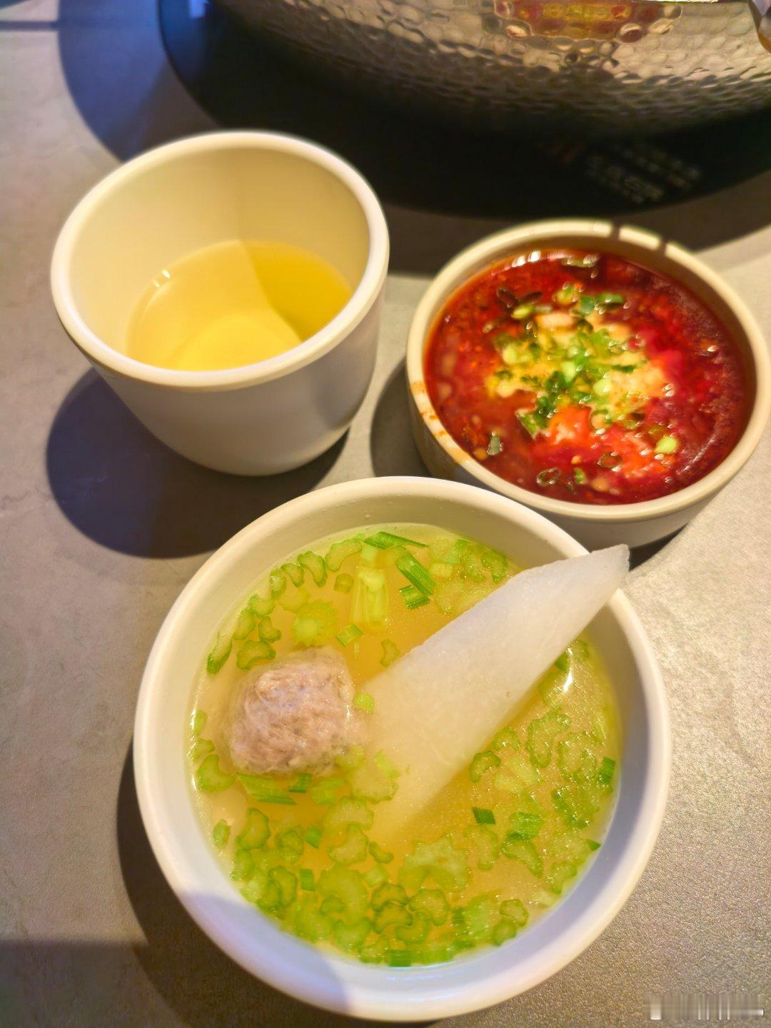 原本计划火车上睡一觉，结果6个小时，从上车开始到下车，手就没停过。奋笔疾书，改了