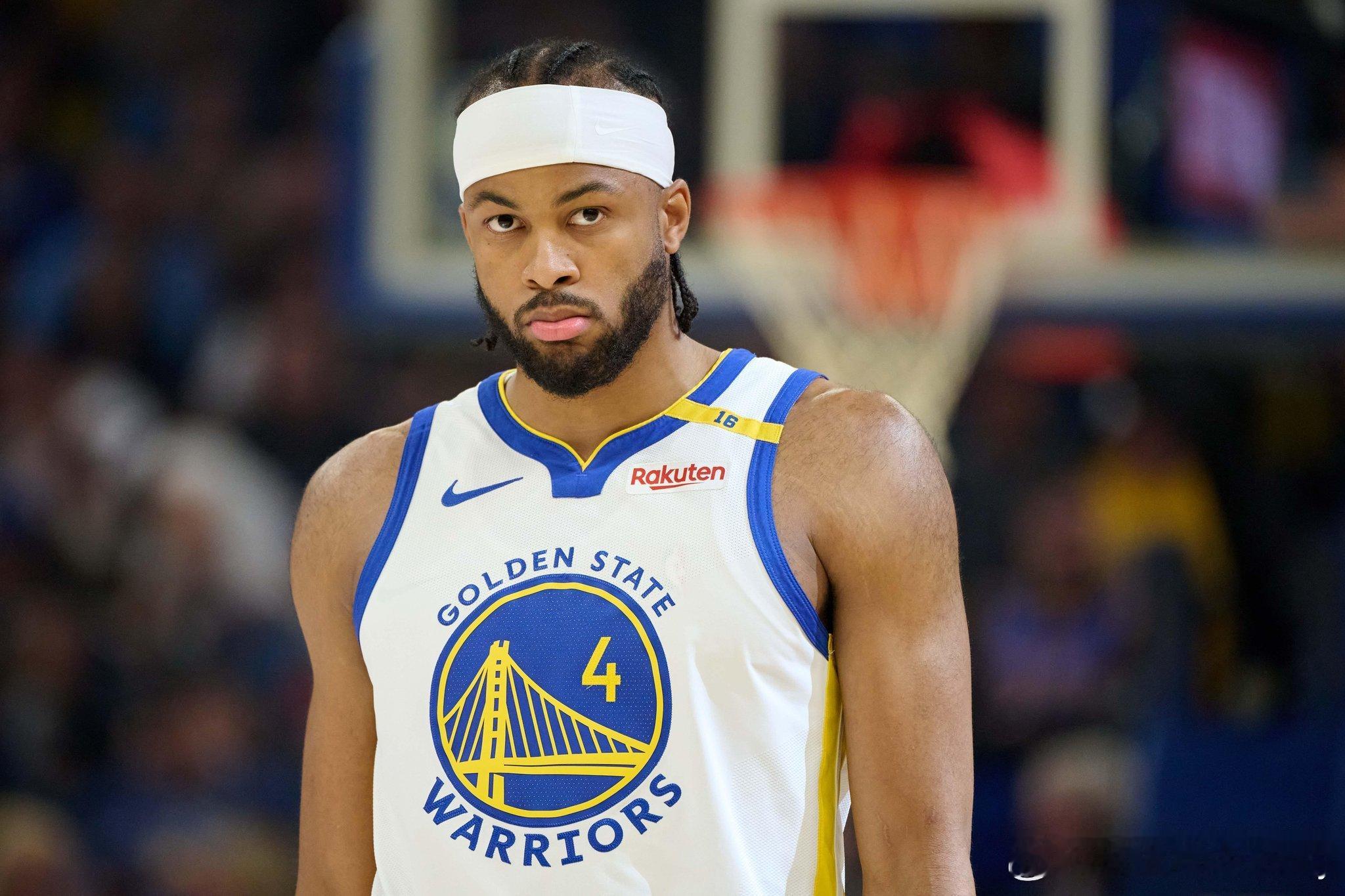 摩西穆迪本赛季数据：出战47/48，场均11.2分3.2篮板1.5次助攻1.5次