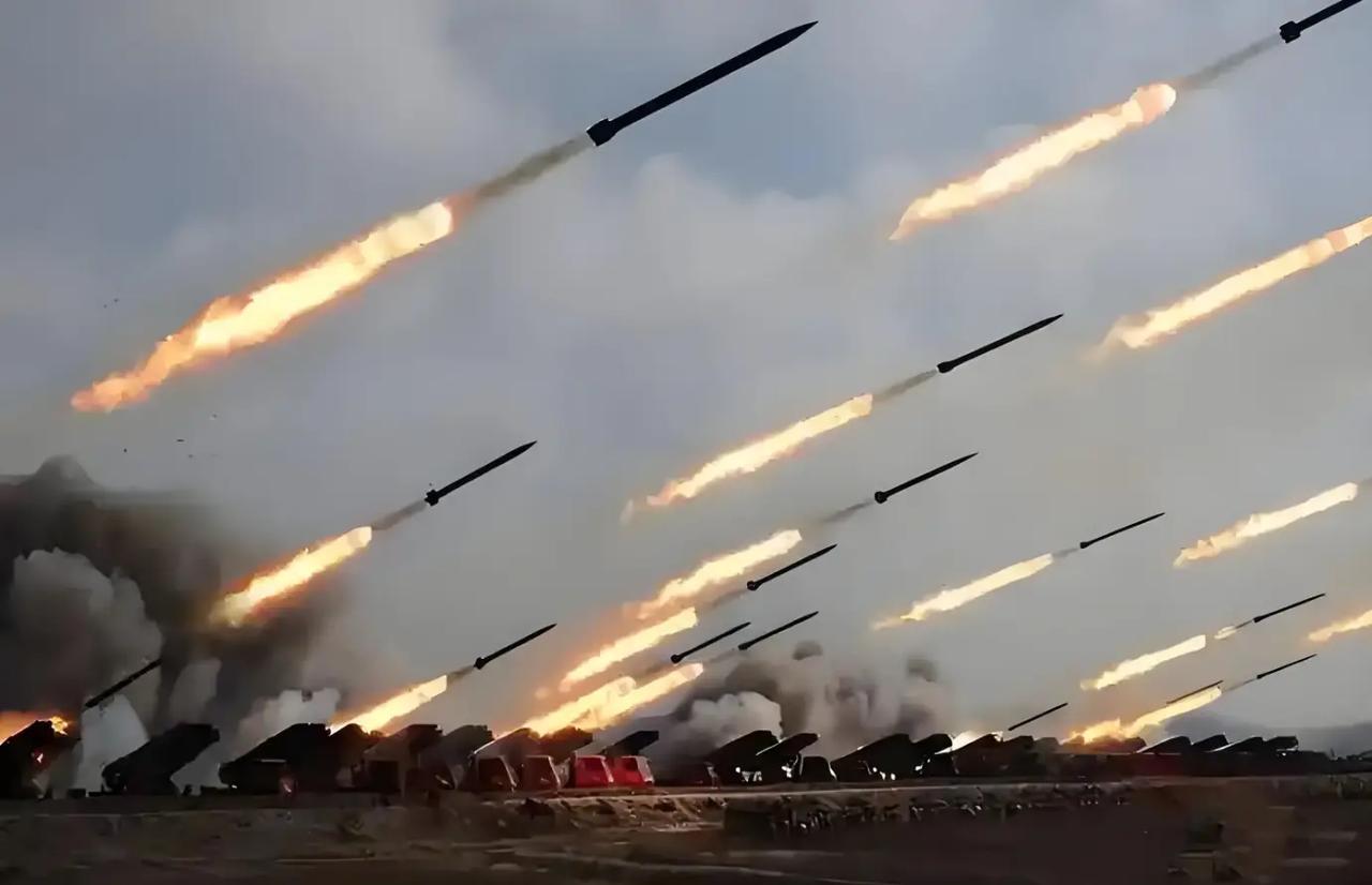 哈梅内伊被炸身亡，这是历史性的一刻！一场横跨四十年的恩怨，在一个初春的正午，以一