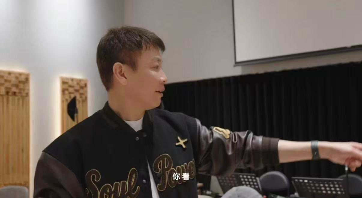 陶喆抓包员工摸鱼Soul Power II PLUS彩排Vlog里抓同事摸鱼那段