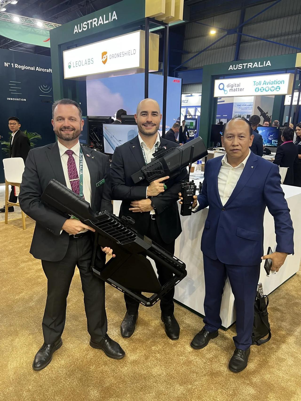 澳大利亚反无人机专业公司DroneShield® 的展台