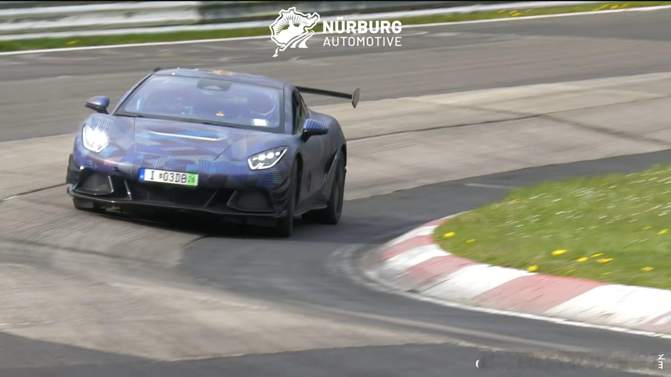 出现在纽北赛道做测试的腾势Z，期待把伪装车衣给撕掉的那一刻，这次北京车展应该也会