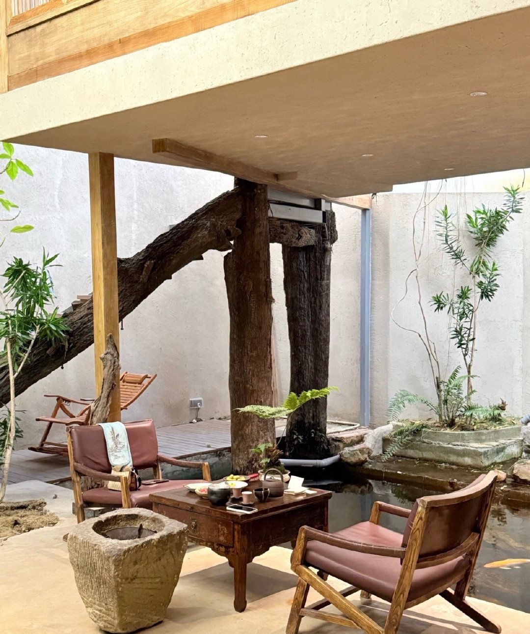 品茶赏器交友  不是我生性淡泊，是我喝的茶比较安神。 