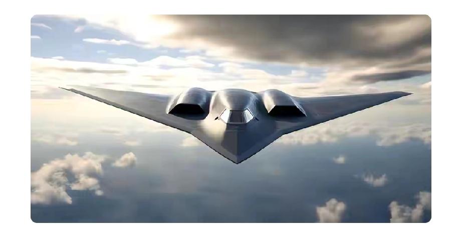 俄罗斯战略家这话太对了。以前美国看中国那是满脸傲慢，火冒三丈，现在却后背发凉。就