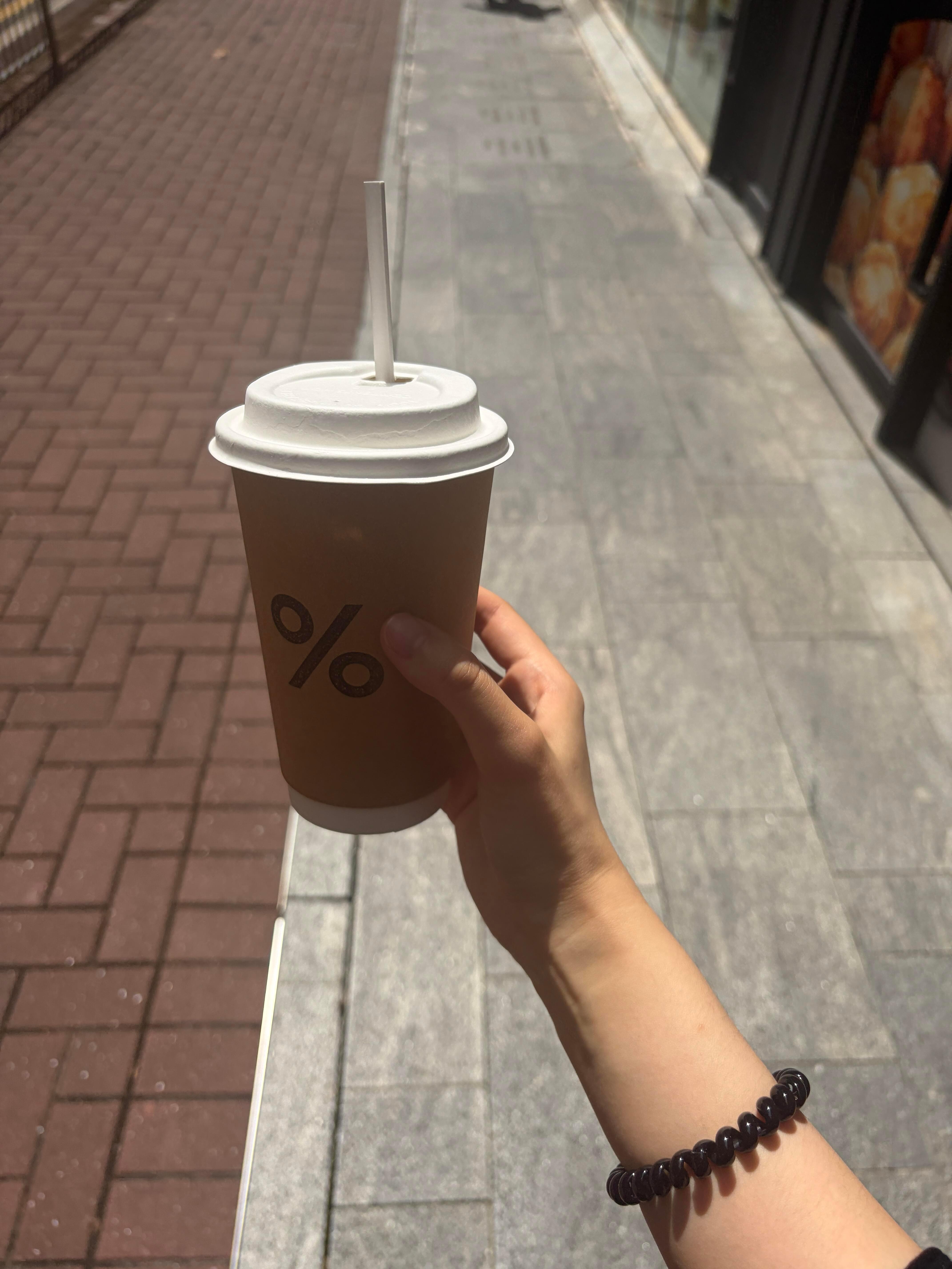 穷在杠与犟 福在忍与让。 