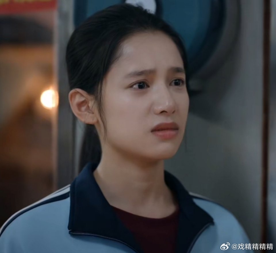 张婧仪回应最美艺考生网友说，这种长相get不了，类似于几年前莲花争霸的女主角