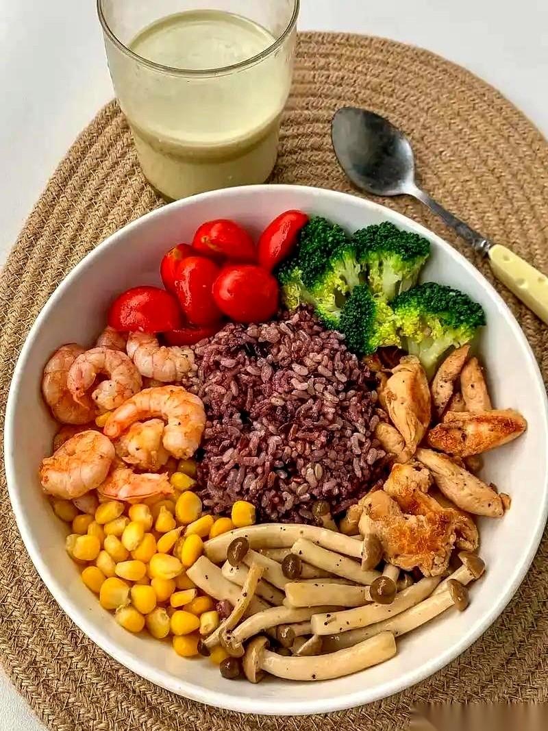 不少糖尿病患者觉得，吃上“达格列净”，看着体重掉了一点，就等于拿到了随便吃的通行