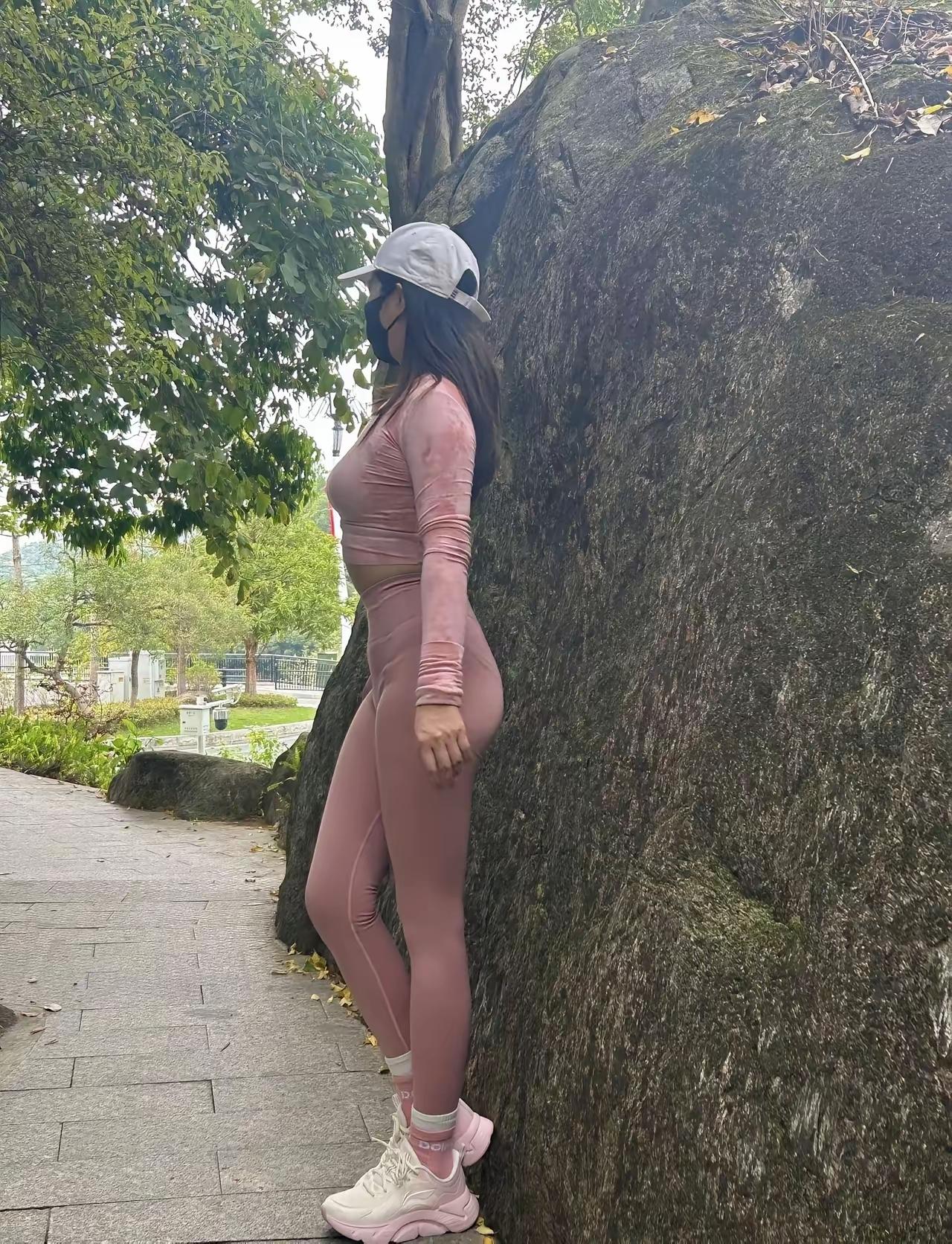 有些人，一旦错过，便是一生。后来渐悟，那个真正懂你、知你、护你、疼你的人，一旦失