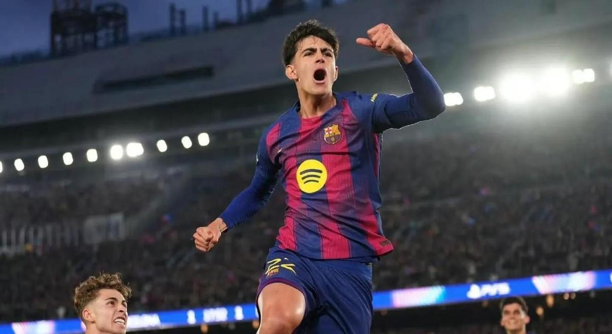 欧冠这回彻底燃爆了！两个晚上足足进了 68 个球，场面堪比进球集锦。法甲巴黎、英