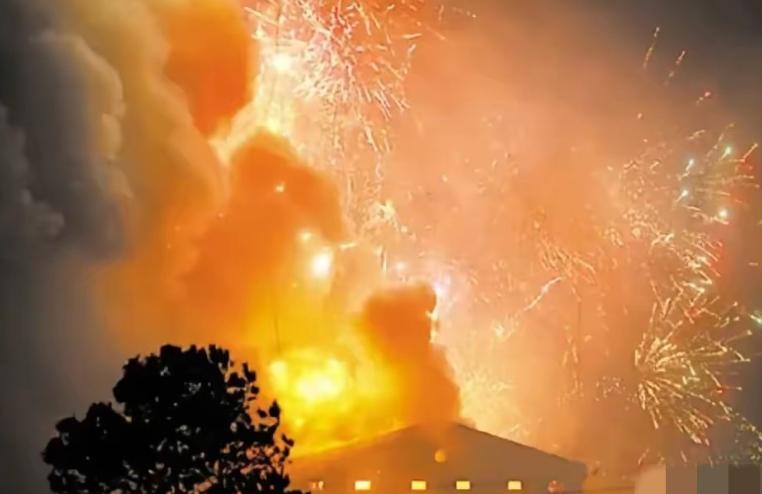 5月4号下午4点43分，正在家里的官渡镇村民老张突然听见一声闷响，紧接着自家窗户