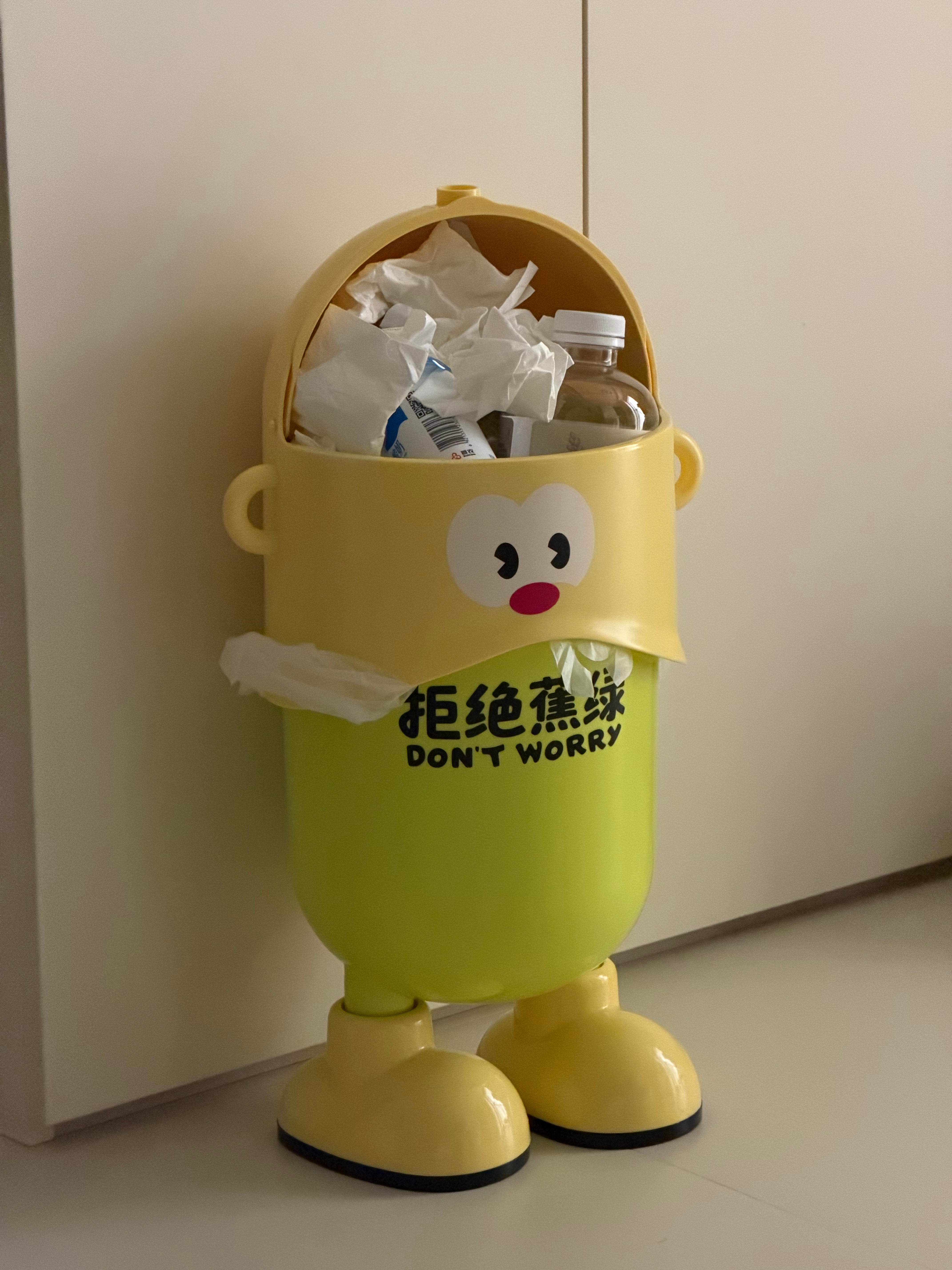 鼻炎太难受了，吃了药➕鼻喷的情况下，一个垃圾桶都不够用的[裂开] ​​​
