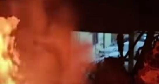 美伊互殴暂停    伊以互殴正常

结合最新动态来看，伊朗革命卫队在停火生效前后