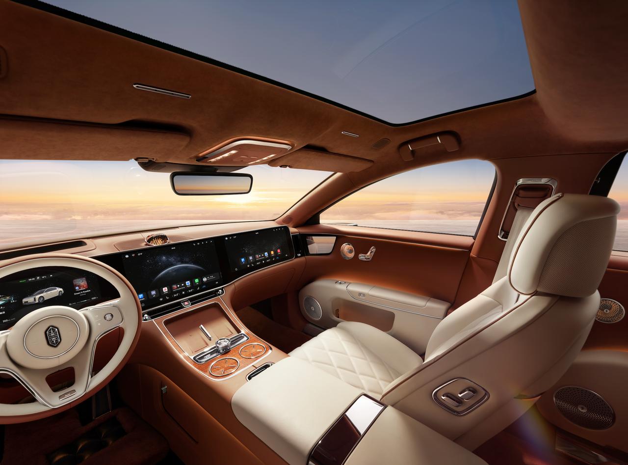 重磅官宣！聚焦尊界北京车展200万新车
北京车展，尊界直接炸场！余承东在直播中官