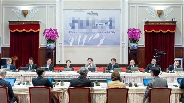 赖清德此前借所谓“四裁示”叫嚣要采取真行动驱离大陆在台湾地区东部海域的常态化执法