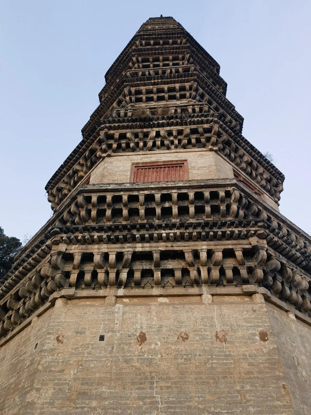 发一张图片证明你游玩过灵岩寺