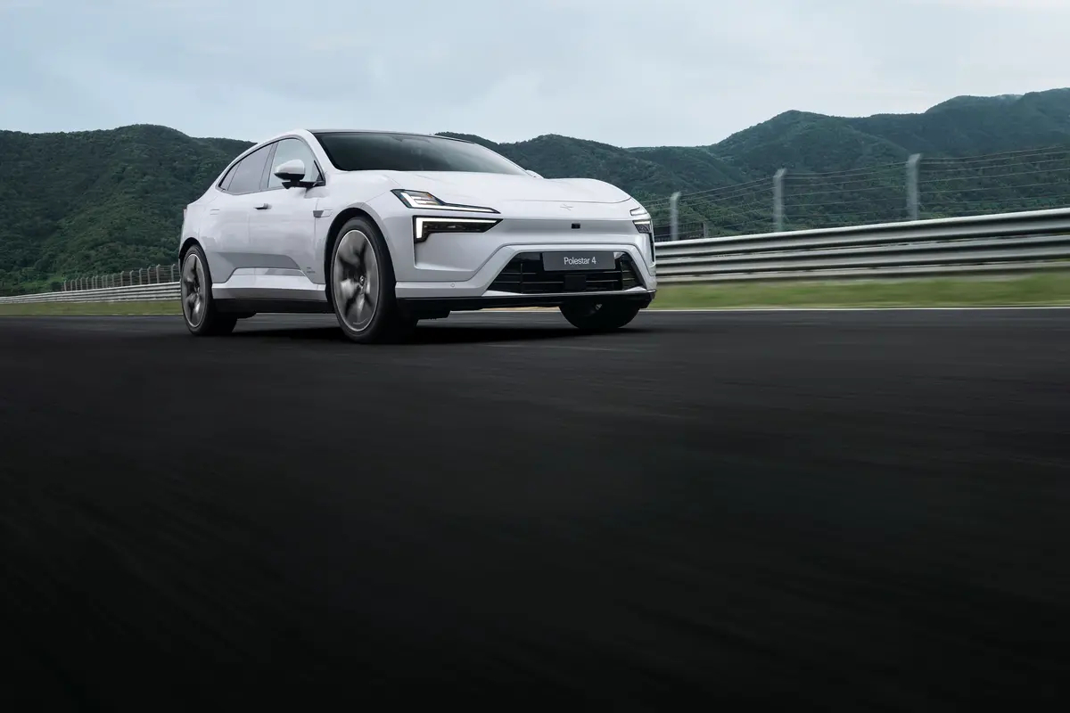 Polestar 4 