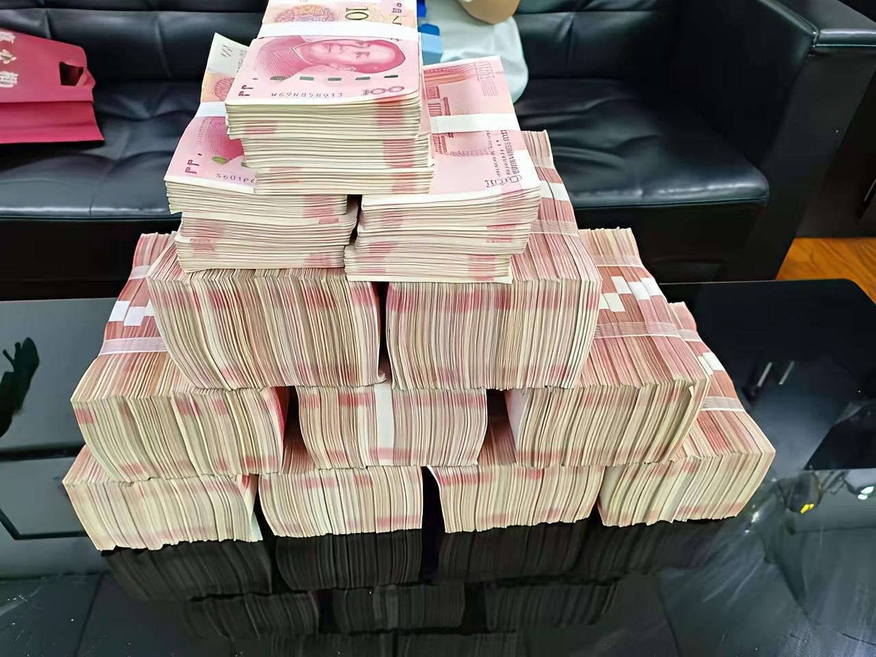 钱真能解忧愁吗？我觉得大部分时候是可以的。心理学家说人有了钱，90%的烦恼会消失