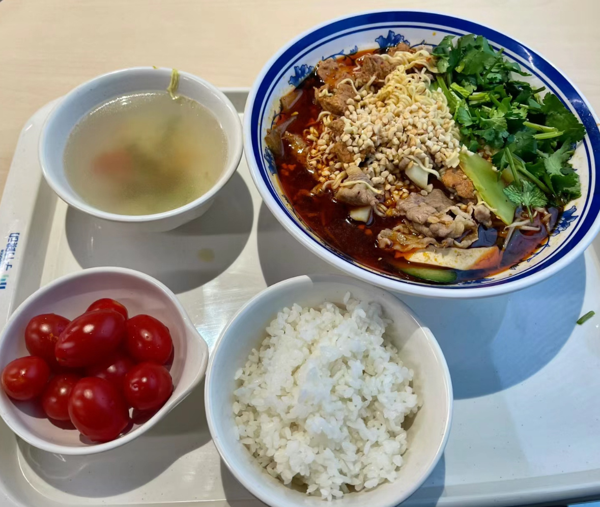 包三餐真的会给打工人节约很多钱#包三餐真的会给打工人节约很多钱# // #春日c
