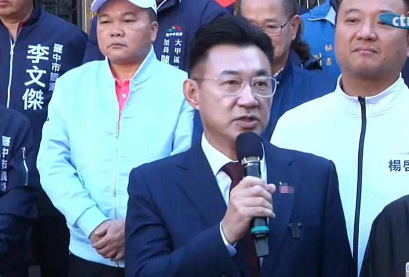 国民党党中央16日将邀请杨琼璎与江启臣协调。江启臣今日表示，国民党有一定机制，有