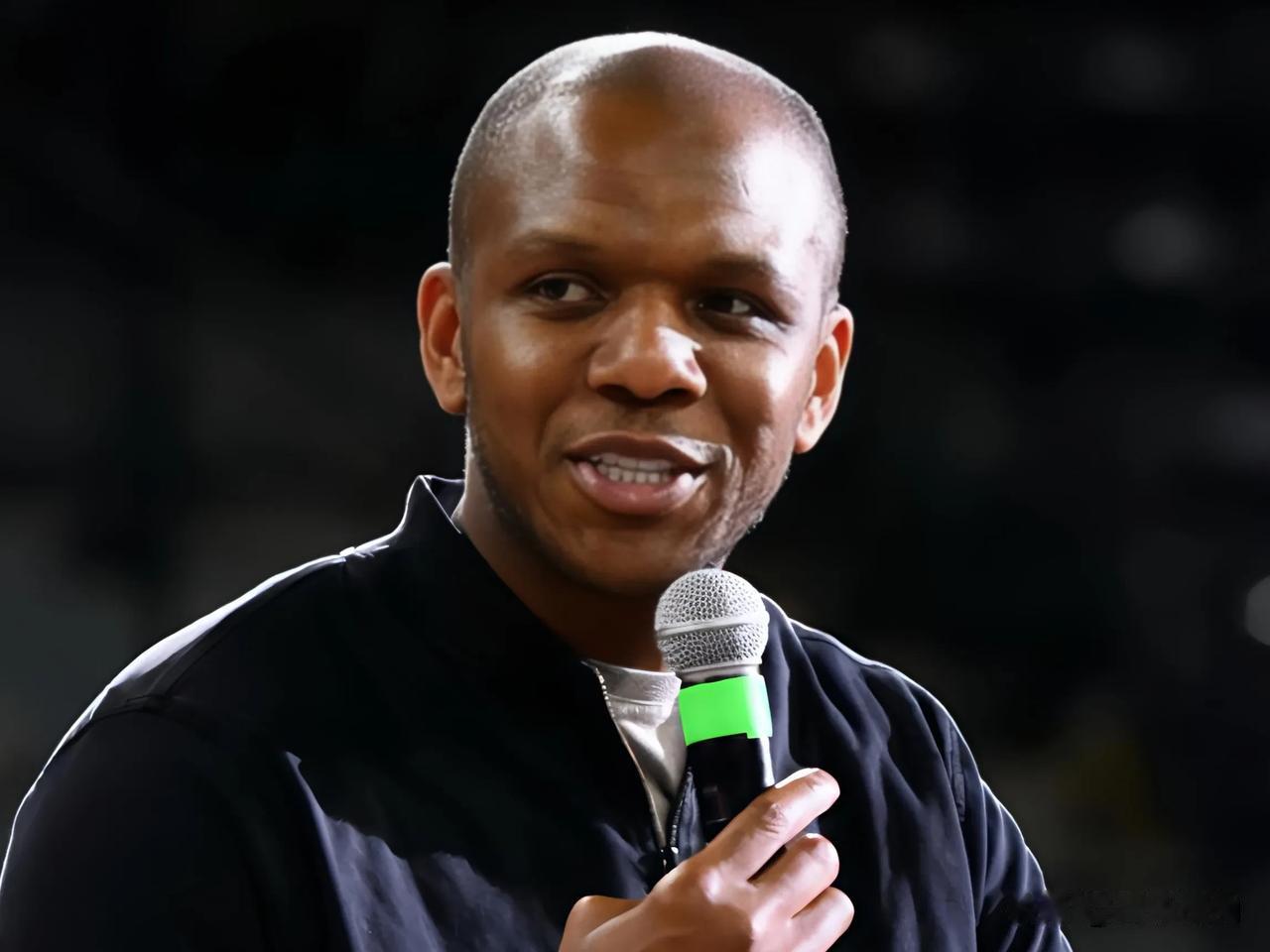 北京时间7月10日，据NBA记者Haynes报道，即将离开太阳的詹姆斯-琼斯（原