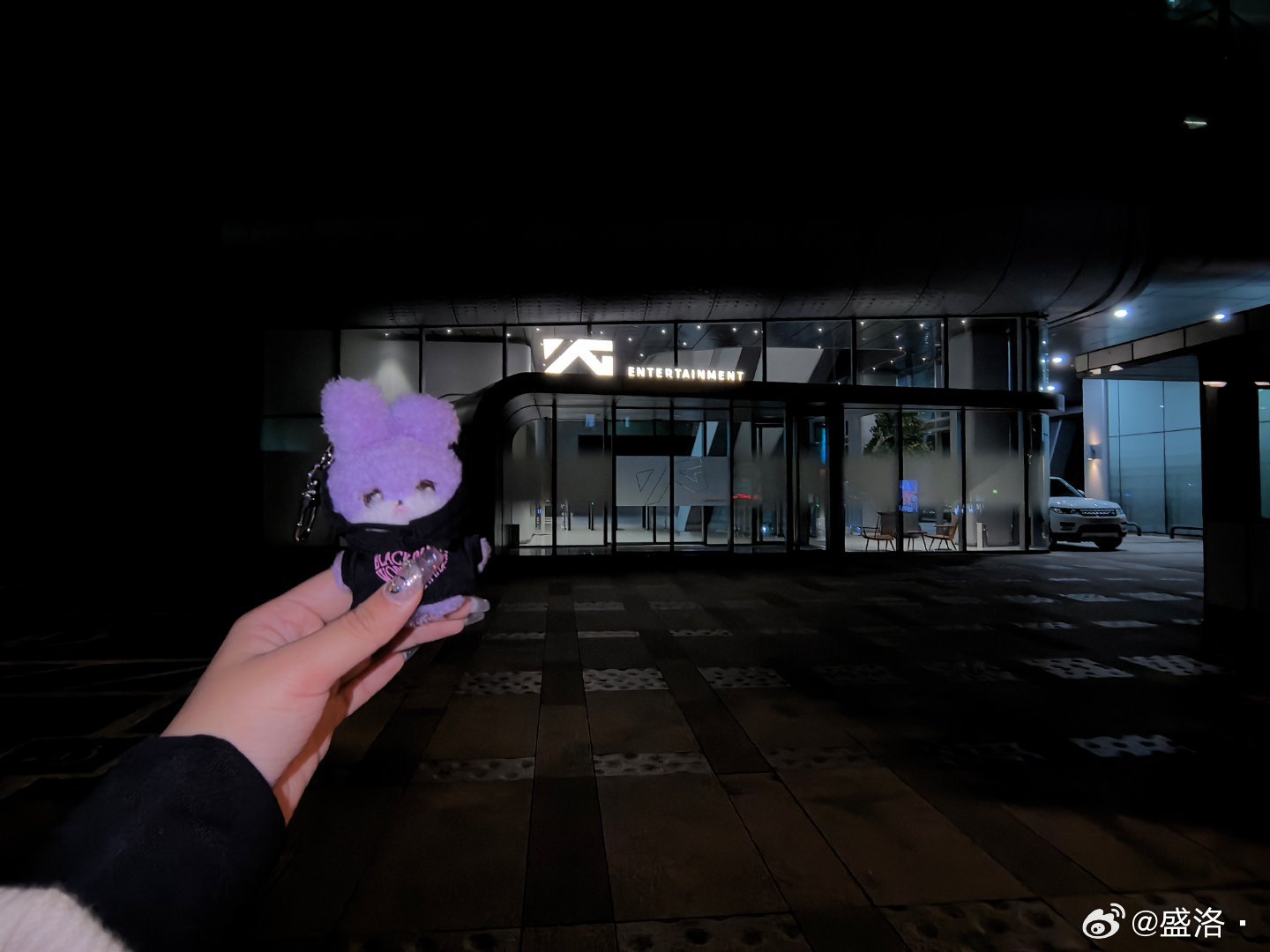 在小韩怎么就是一直在打卡呢。 