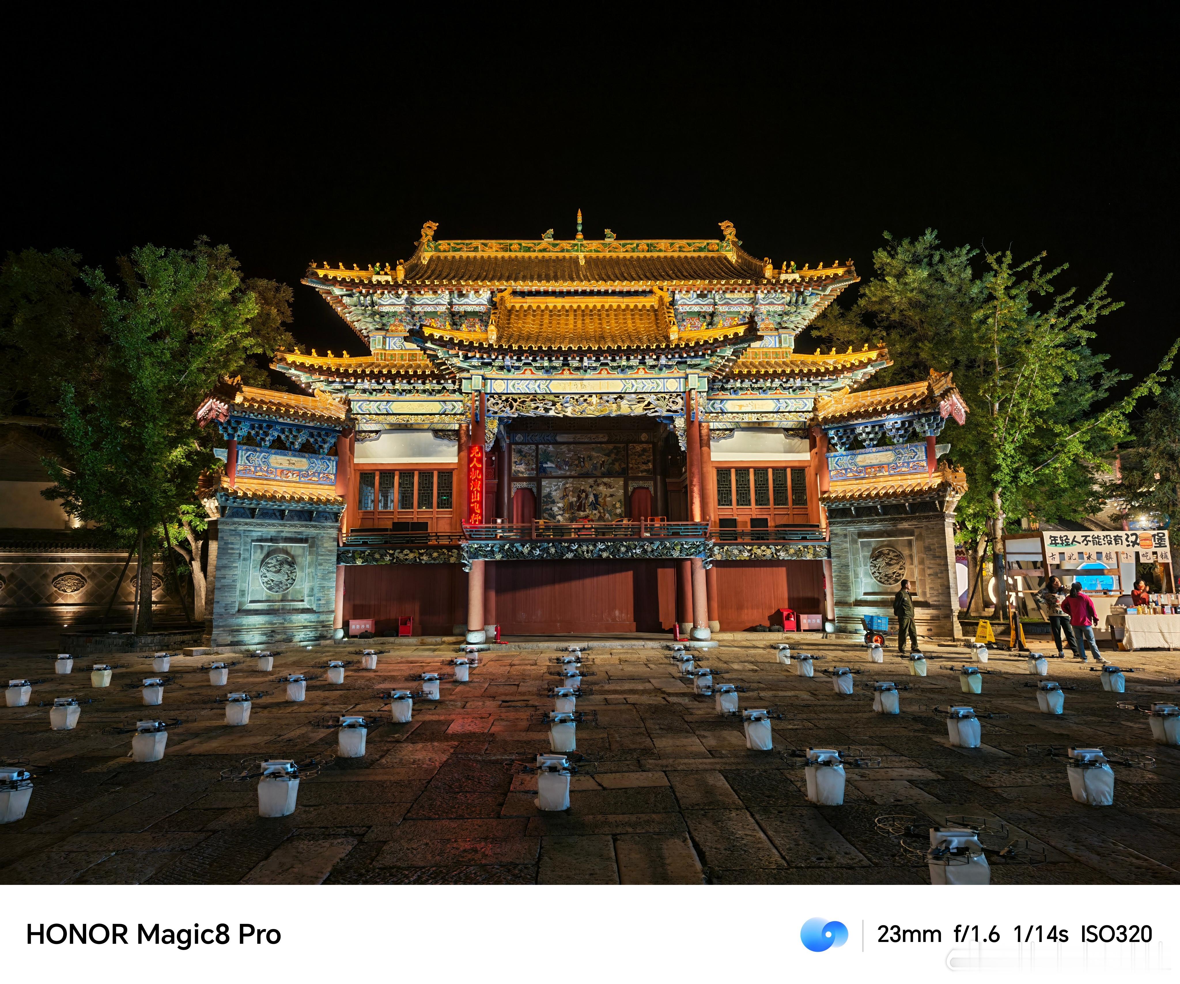 荣耀影像的“听劝”哲学，终于在荣耀Magic8 Pro上迎来了厚积薄发的蜕变。这