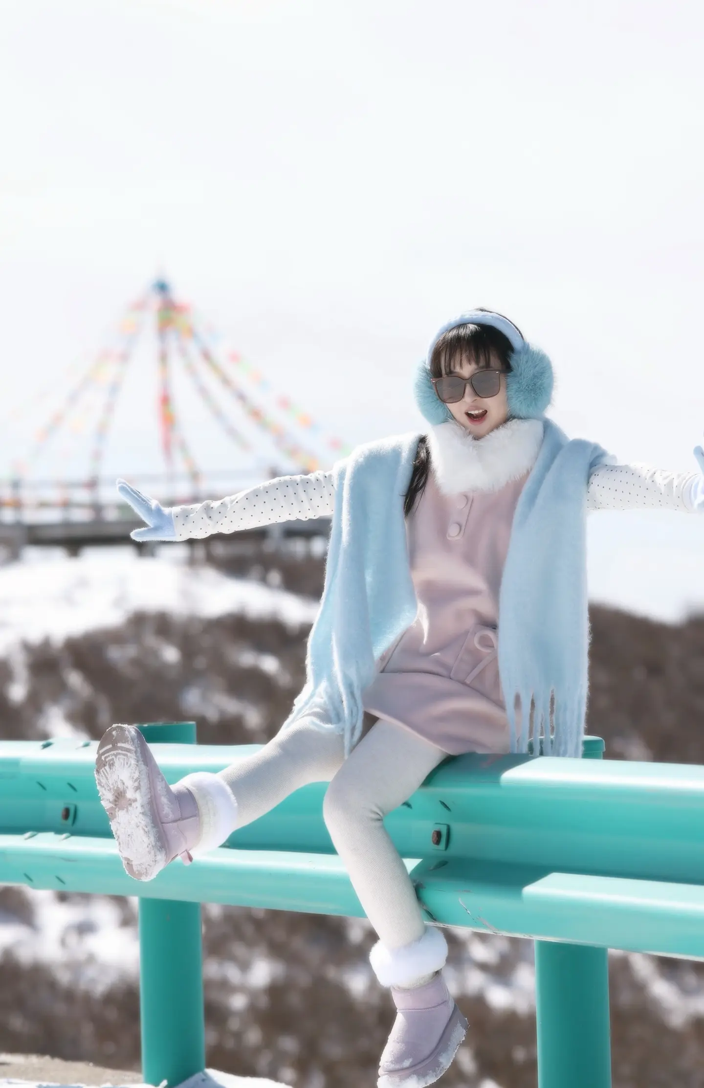 ₊ ˚‧ ☃ ‧˚₊一起踩雪呀～❄️。