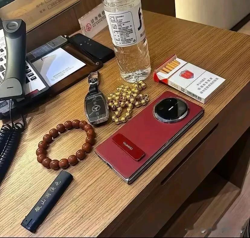 请问:什么样男人该有这样的经济才能配得上这样的福利？…………幸福男人的标配 月薪