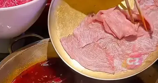 “草原肥牛”无关草原，总部品控不该流于形式 | 新京报快评
