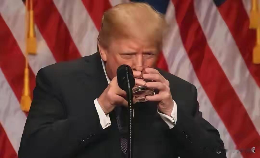 坏事做绝！特朗普害怕了，坏了美国游戏规则，担心民主党上台清算