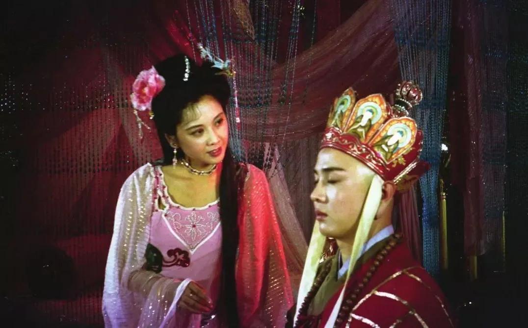 女儿国这一关小时候看不懂
​原来这一难
​属于唐僧
​御弟哥哥