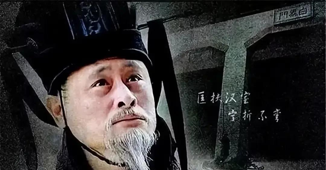 我始终没读懂荀彧为什么和曹操走到你死我活的地步，荀彧跟随曹操多年，立过不少功劳，