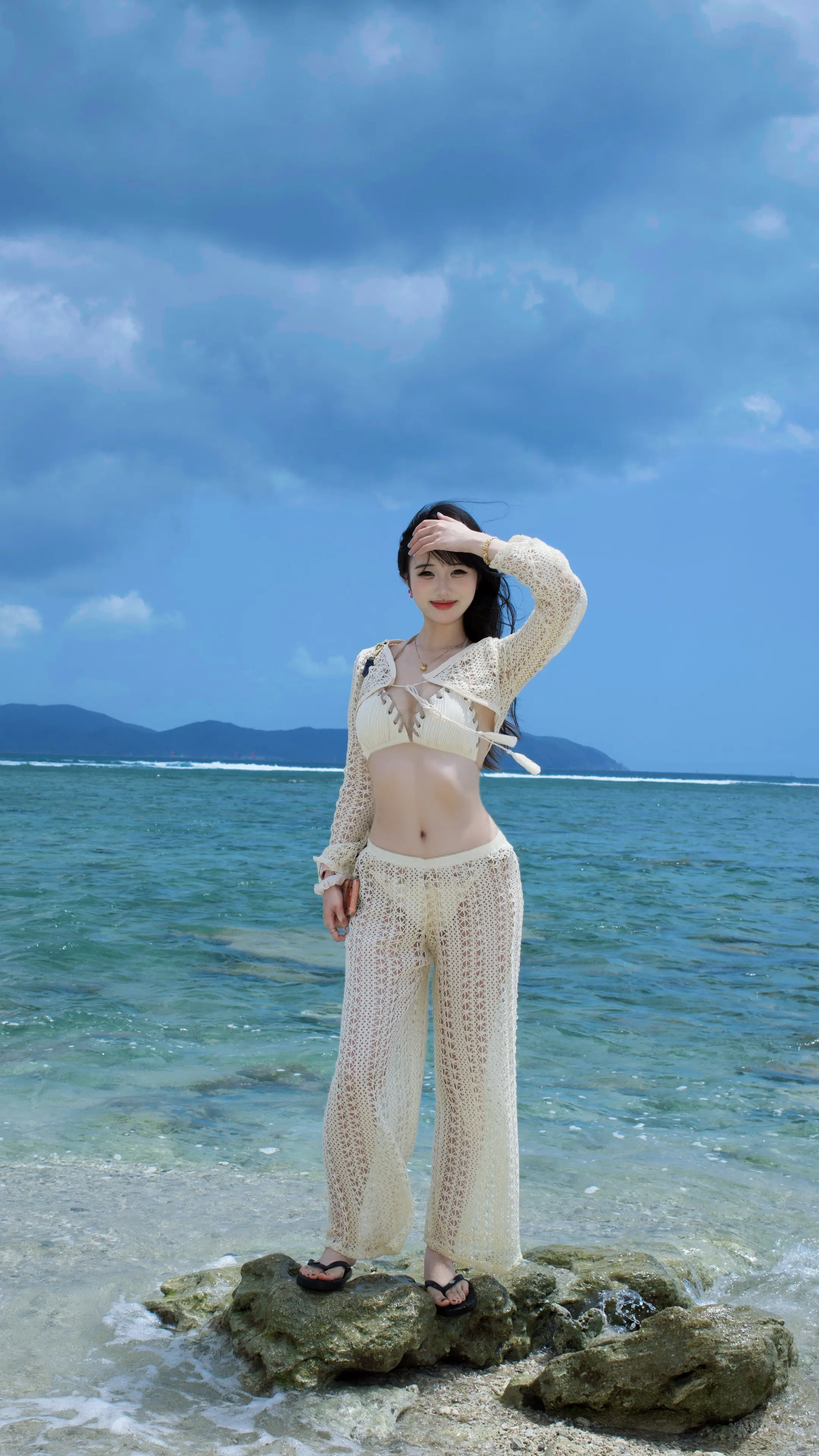 看似欣赏照片 实则在听bgm.