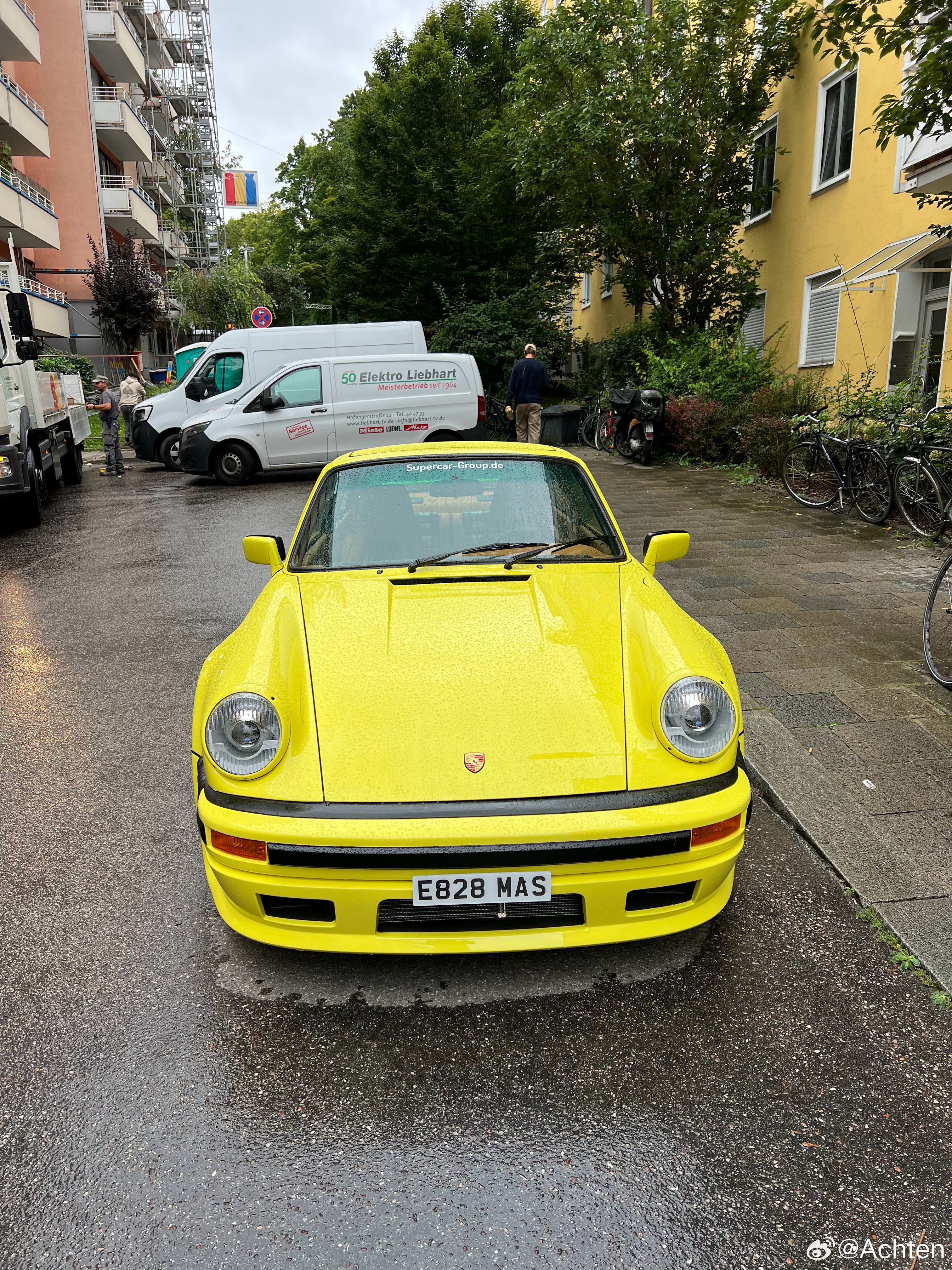 TAG Turbo[哇][哇][哇]太帅了还有同配色964 Turbo 3.6德