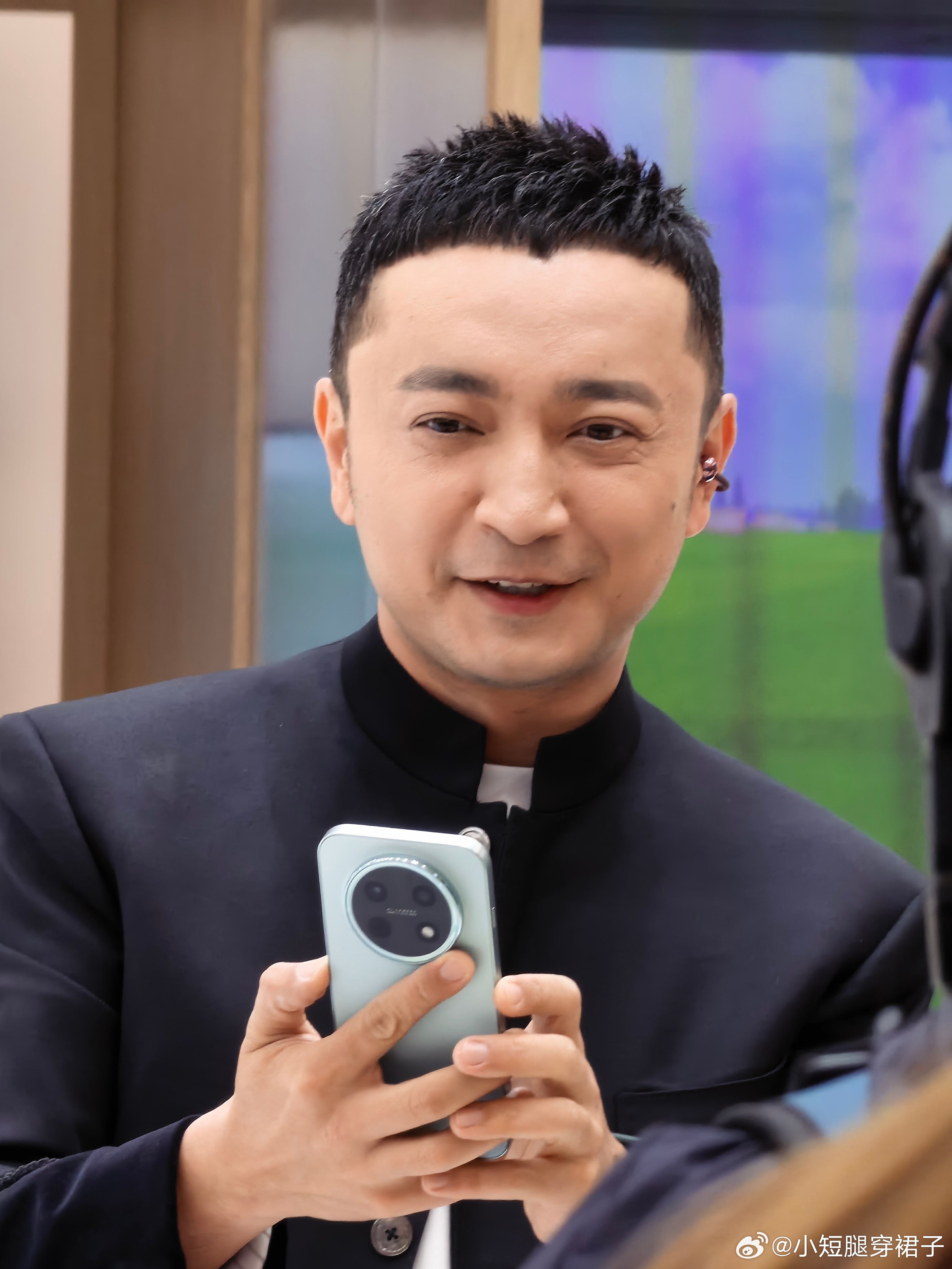 余承东官宣华为畅享90系列华为畅享全系搭载麒麟芯鸿蒙6AWE华为全场景智慧生活余