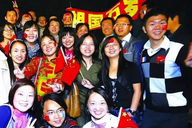 可以毫不夸张得说，华人移民美国的人几乎全部失败了，为什么这么说？因为移民的成功不