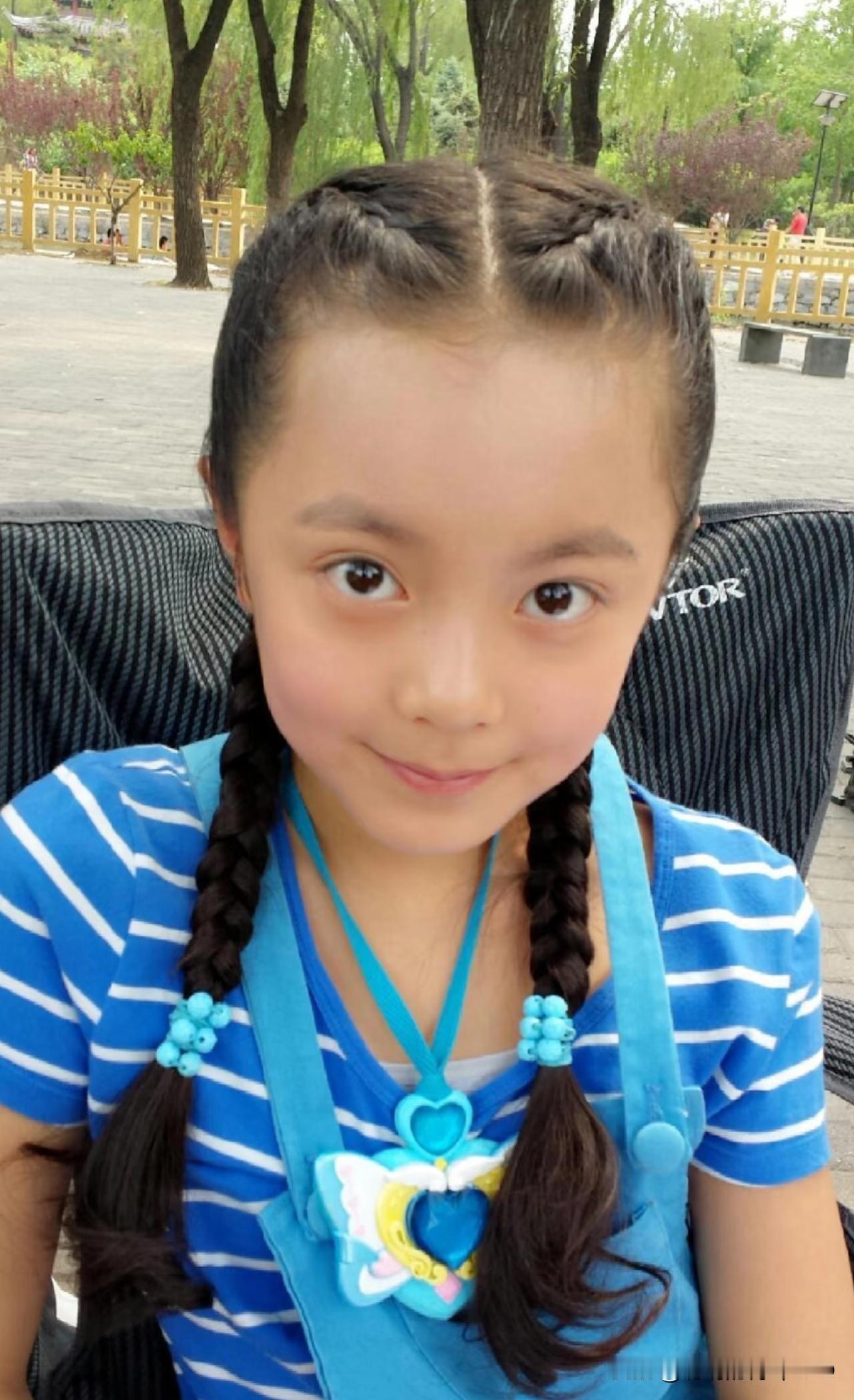 赵今麦巴啦啦小魔仙早期图，太萌了