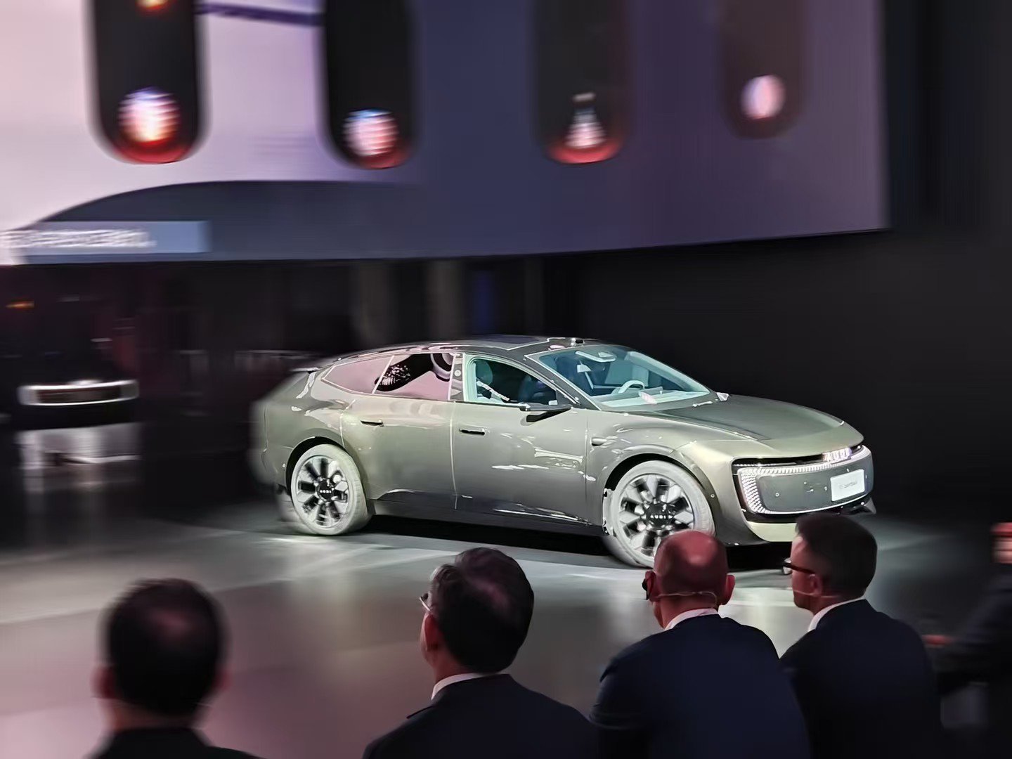 奥迪E5 Sportback今晚预售，23.59万起的价格真的太香了🤩 作为A