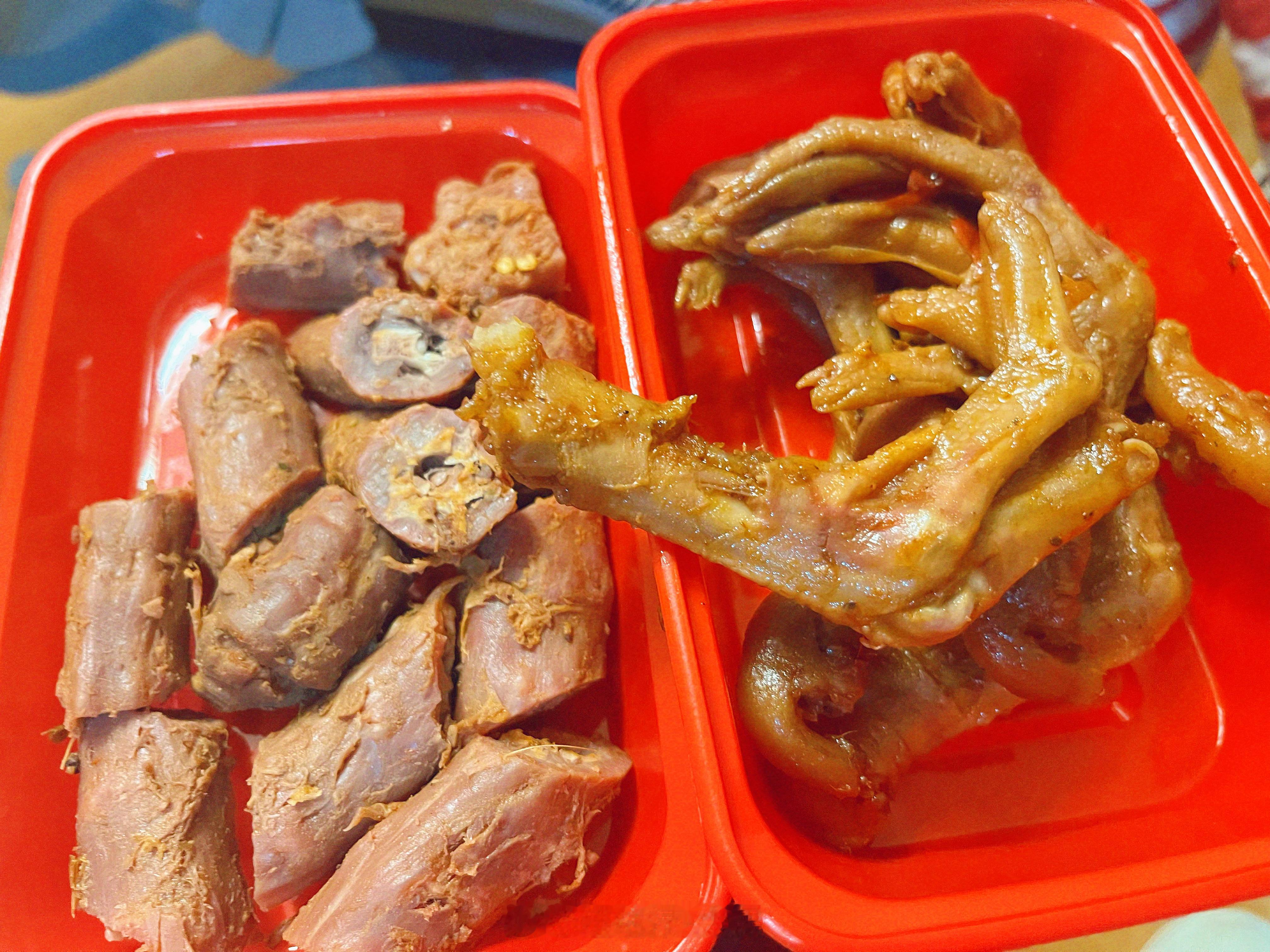 嘴馋了  吃一点点鸭货真就一点点[跪了] 
