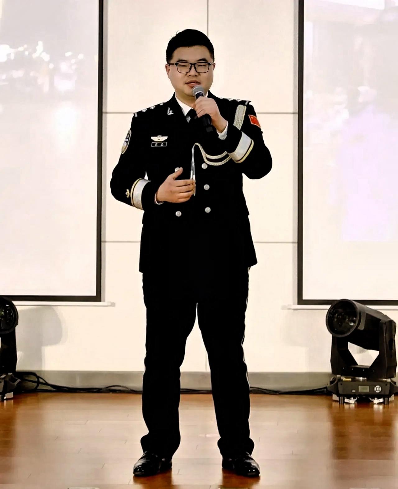 2026年4月15日上午，安徽利辛县大李集派出所副所长洪龙，在工作期间突发心脏骤