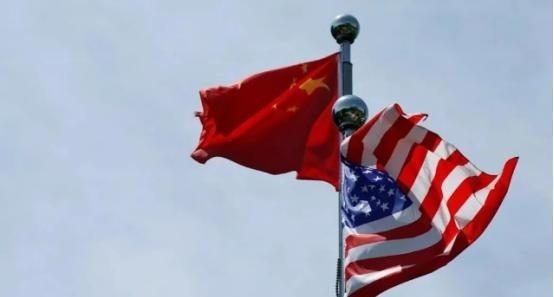 一旦中国今天清空7307亿美元美债，明天，我们自己的出口企业，就将接不到一张新订